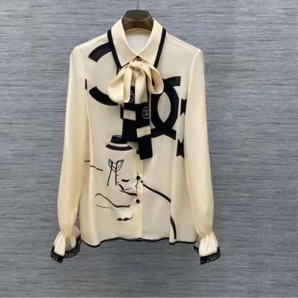Chanel shirt 100% silk. New